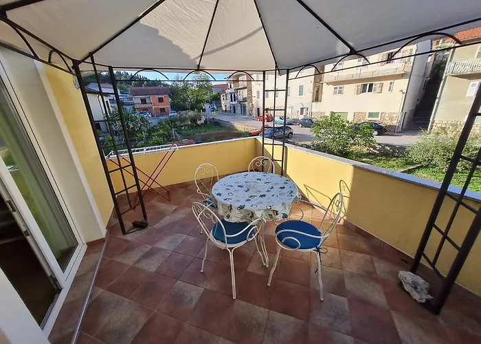 Antic Lejlighed Zaton (Sibenik-Knin)